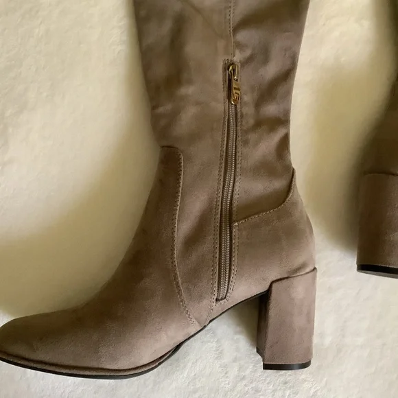 NWOT Liz Claiborne Over Knee Boots (8) - Picture 5 of 14